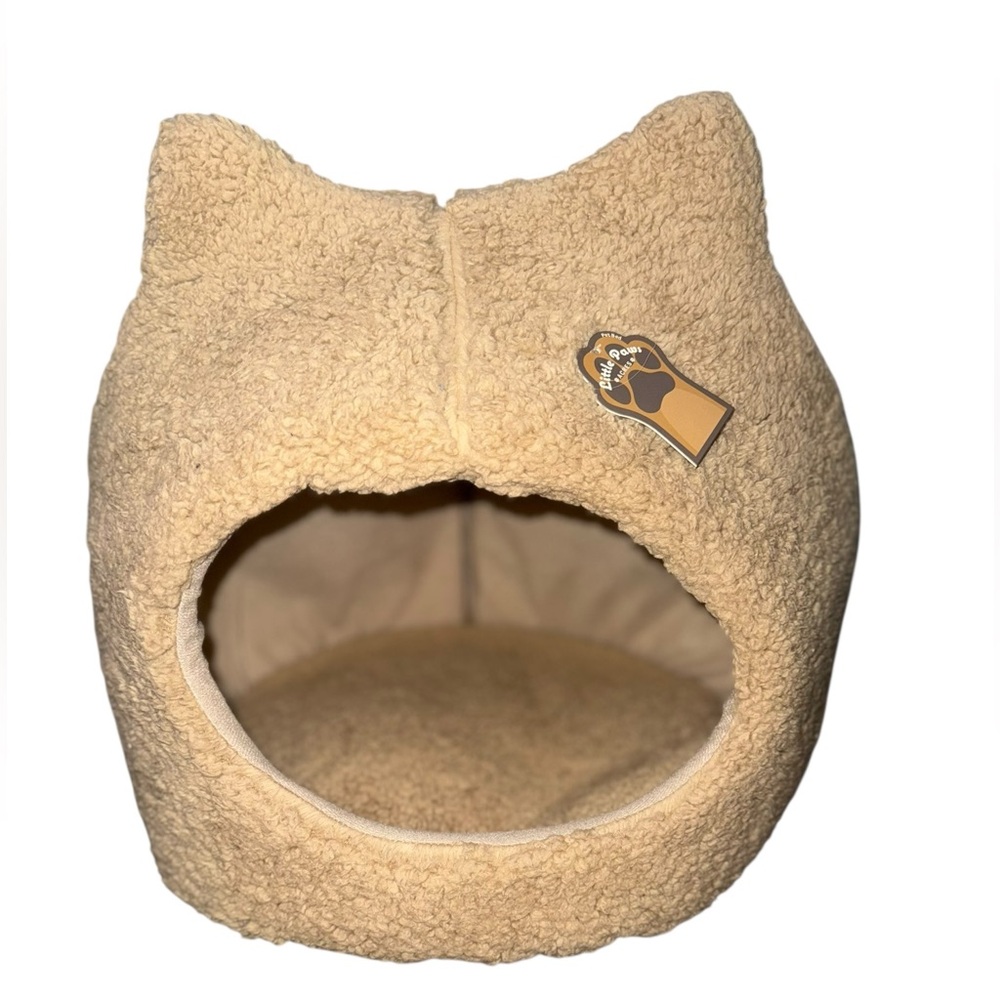 Cozy Tan Pet Bed NWT